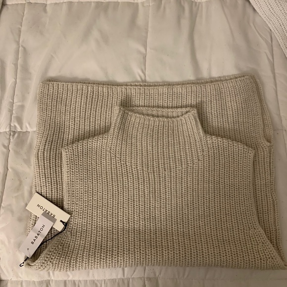Aritzia Canberra Turtleneck | Poshmark